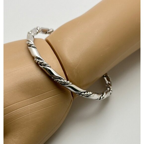 Silver Tone Twisted Rope Bangle Bracelet Fashion Jewelry - Picture 5 of 6